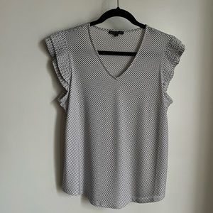 EUC Adrianna Papell Short Sleeve Blouse